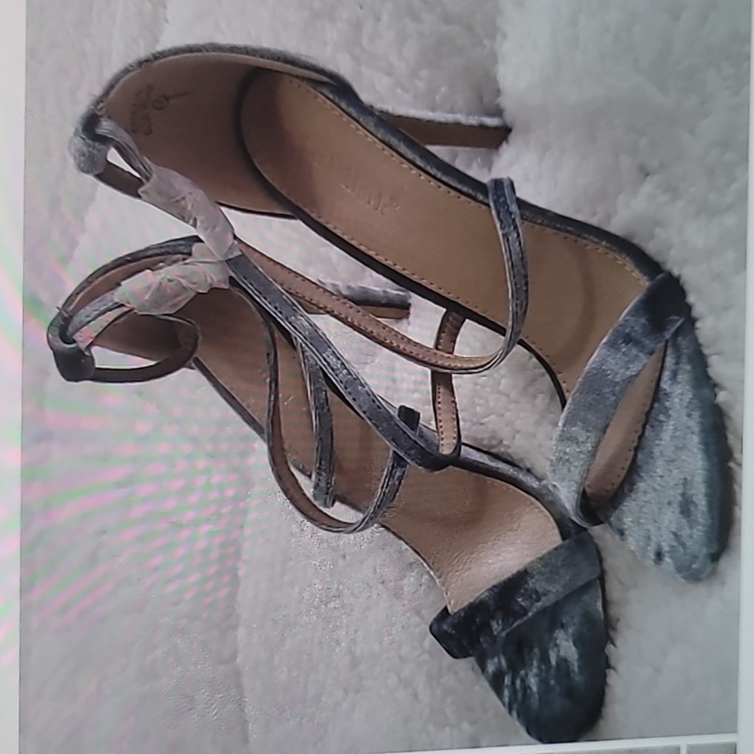 Lov Mark Blue Velvet Heels Sz 10